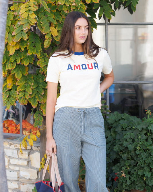 We Love It Tee - Final Sale