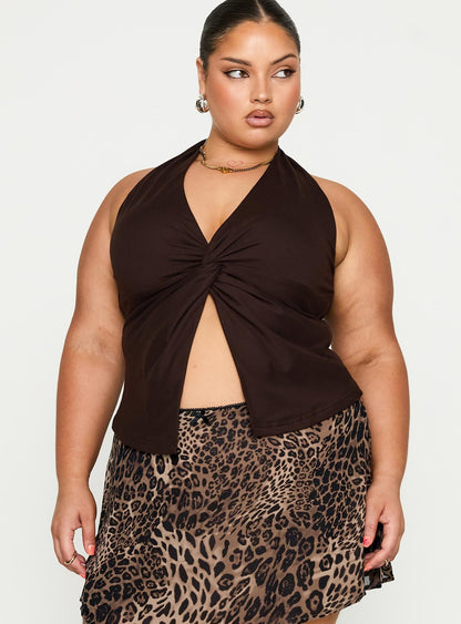 No Hard Feelings Twist Top Brown Curve