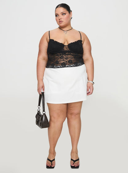 Gigi Skort White Curve