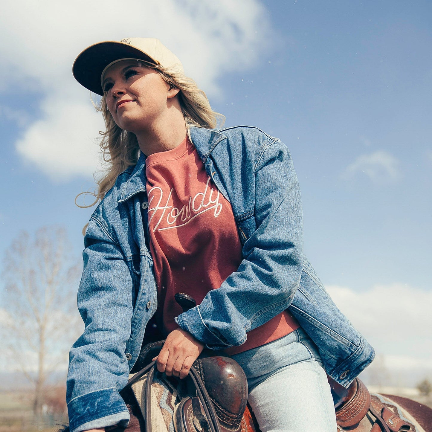 Howdy Women's Sweatshirt - Dusty Mauve