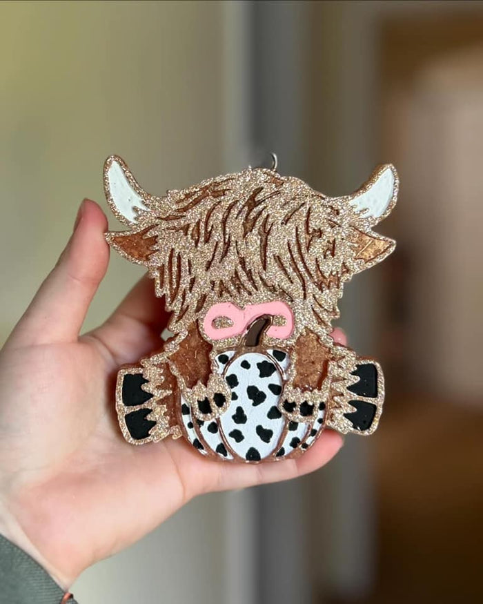 Highland Cow w/ PLAIN Pumpkin Silicone Mold-GNG7 Exclusive