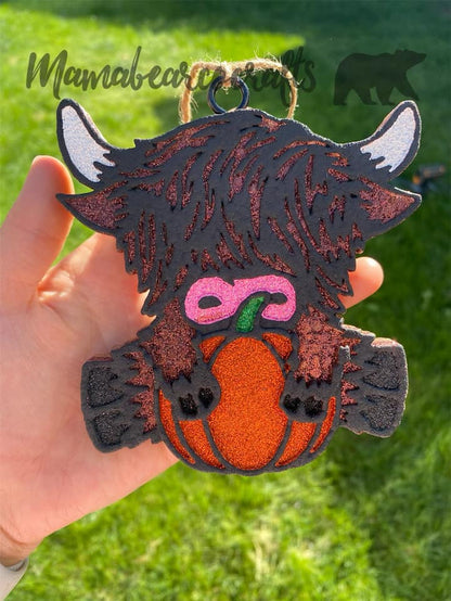 Highland Cow w/ PLAIN Pumpkin Silicone Mold-GNG7 Exclusive