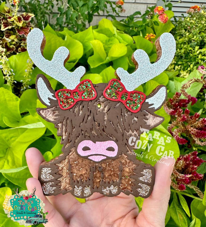 Highland Cow w/ Reindeer Antlers (WITH BOWS) Silicone Mold-GNG7 Exclusive