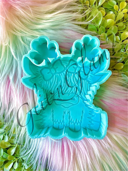 St. Patick's Day Highland Cow Silicone Mold-GNG7 Exclusive
