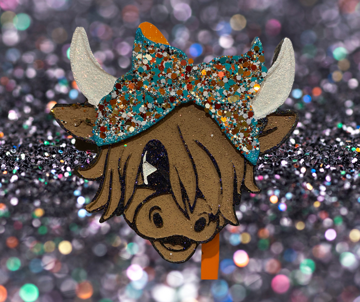 Winking Highland Cow w/ PLAIN BOW Silicone Mold